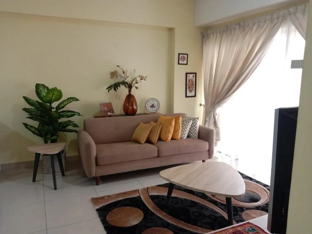 3-Bedroom Apartment With Infinity Pool In Bukit Jelutong Shah Alam Malaysia