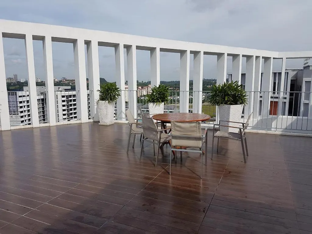 3-Bedroom Apartment With Infinity Pool In Bukit Jelutong Shah Alam 0*,